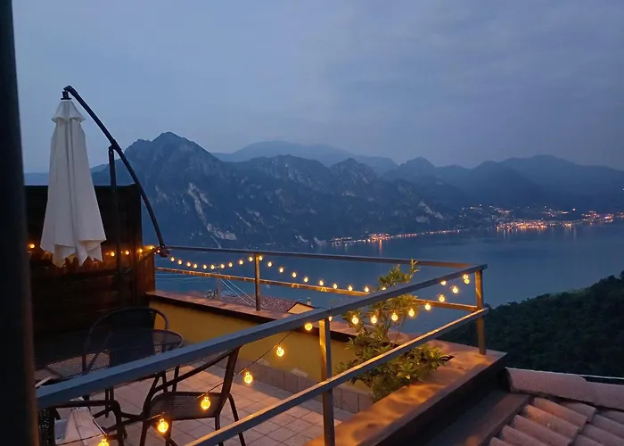 Lake Lodge